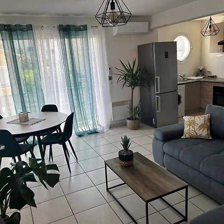 4 Pers Avec Parking Clim Dans Res Securise