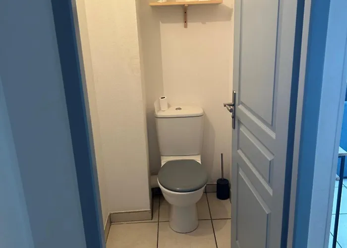 Apartment 4 Pers Avec Parking Clim Dans Res Securise Perpignan