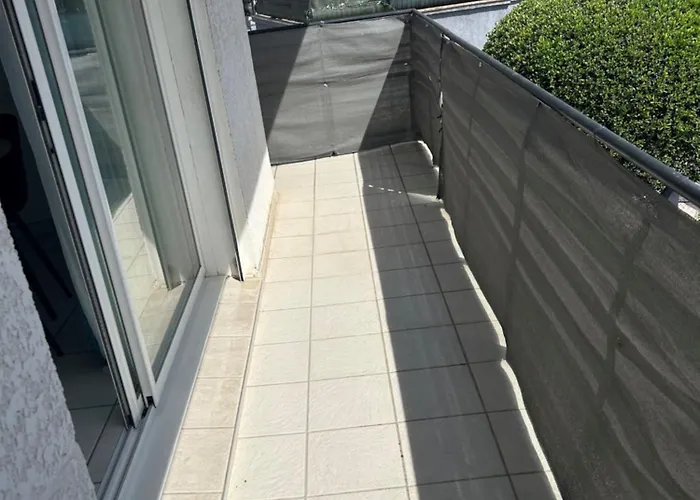 Apartment 4 Pers Avec Parking Clim Dans Res Securise